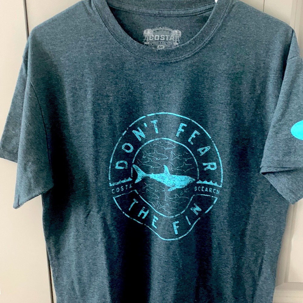 Costa, Ocearch Fear the Fin, Mens Size Medium shirt